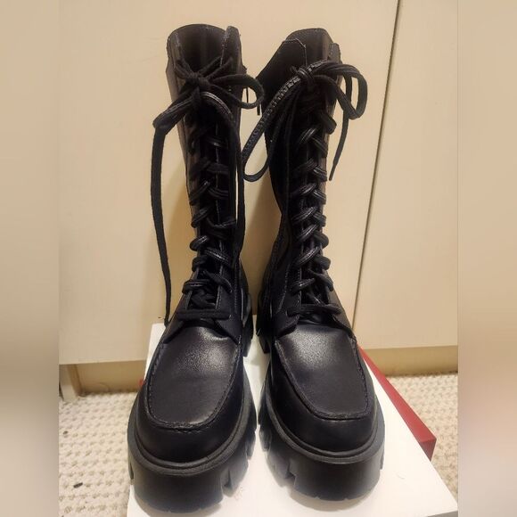 New Free People "Jones" Lug Sole Black Leather Lace-Up Combat Boots Sz.8.5 $278 - Picture 3 of 13